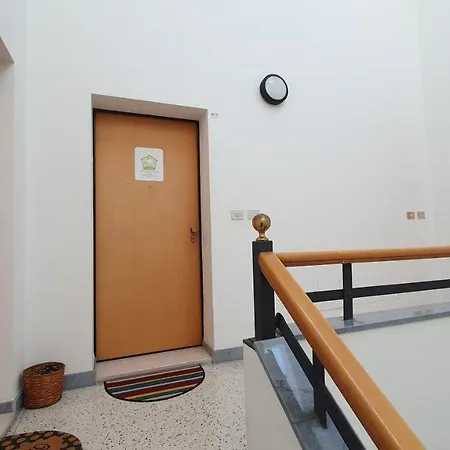 Romagnabnb Cavour Lägenhet